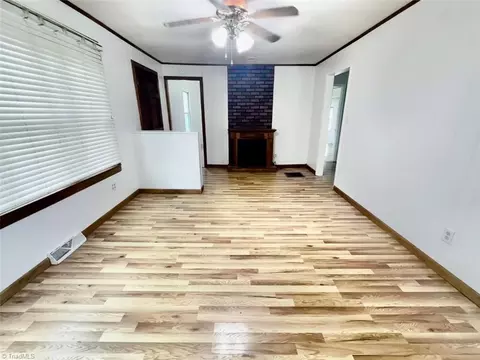 Living - 422 Friddle Dr, High Point, NC 27260 photo 2 of 3