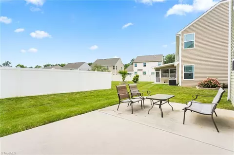 Exterior - 4611 White Beard Rd, High Point, NC 27265 photo 4 of 7