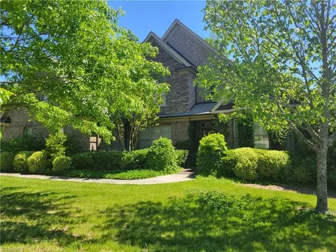 5008 Bennington Way, High Point, NC 27262