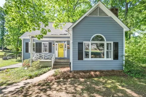 6910 Millbridge Rd, Clemmons, NC 27012