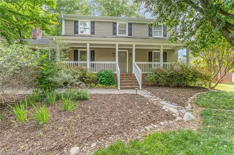 2620 Pewter Pl, Greensboro, NC 27455