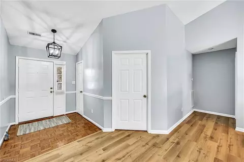 2952 Eagle Pointe Dr, High Point, NC 27265 photo 3