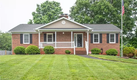 713 Leatherwood Ct, Lewisville, NC 27023