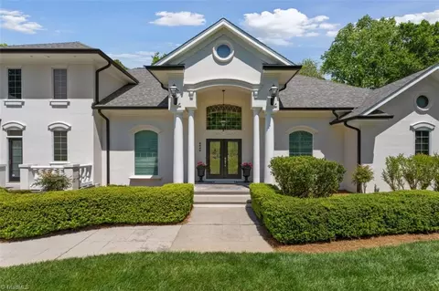 4449 Bent Tree Farm Rd, Winston Salem, NC 27106