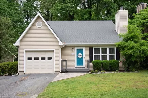 4965 Lochraven Dr, Winston Salem, NC 27104