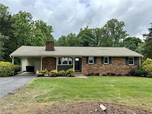 1817 Oak Ridge Rd, Oak Ridge, NC 27310 | 37 Photos - Movoto