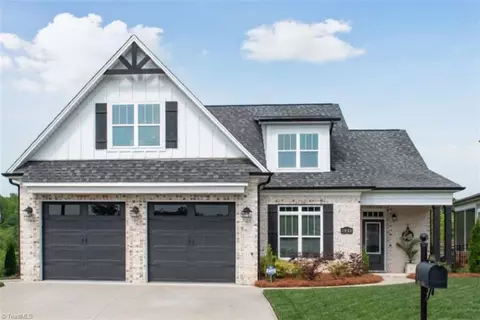 1058 Wood Duck Ln, Winston Salem, NC 27106