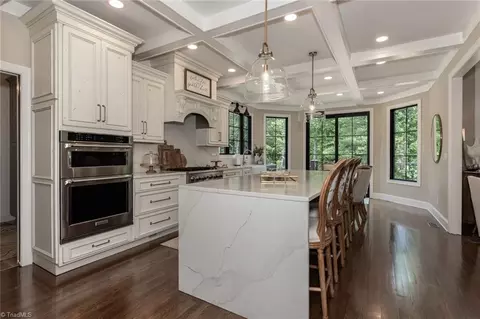 542 Hawks Nest Trl, Purlear, NC 28665 photo 12