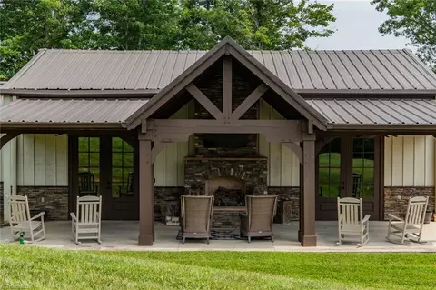 542 Hawks Nest Trl, Purlear, NC 28665 photo 48