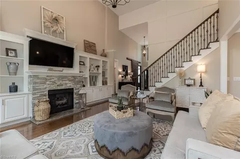 542 Hawks Nest Trl, Purlear, NC 28665 photo 11