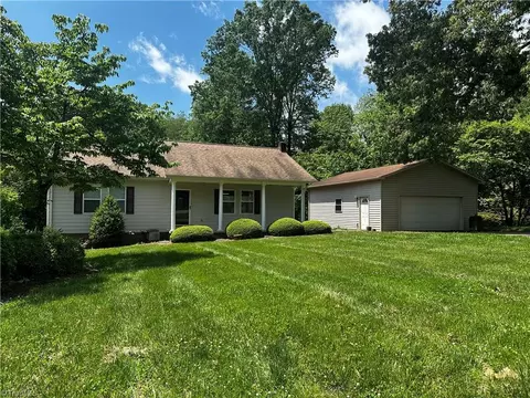 500 James St, Wilkesboro, NC 28697
