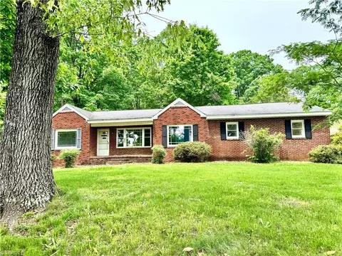 3854 Old Lexington Rd, Asheboro, NC 27205