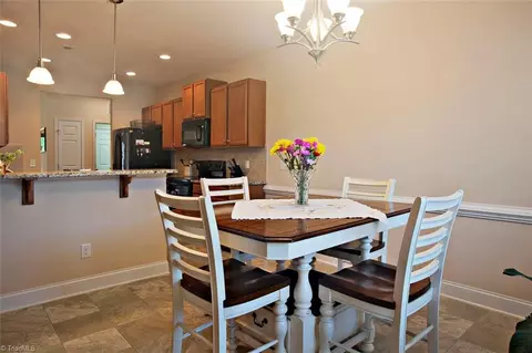 6237 Queens Gate Ct, Clemmons, NC 27012 photo 10