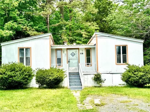 3834 Old Lexington Rd, Asheboro, NC 27205