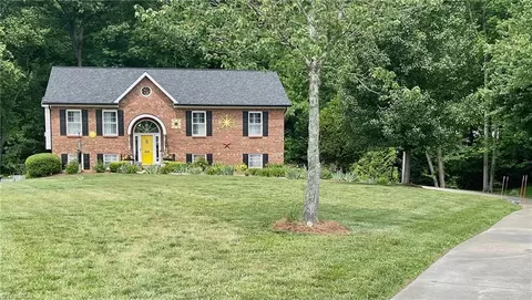 246 Silkwind Ct, Clemmons, NC 27012