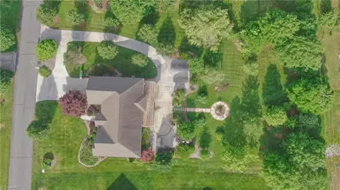 View/Area - 7222 Tanner Ct, Trinity, NC 27370 photo 2 of 3