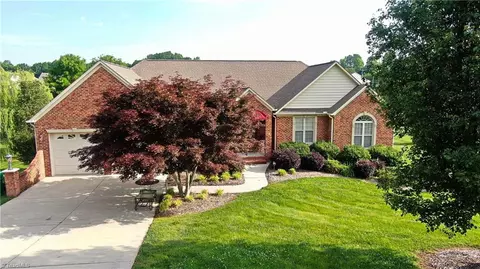 Exterior - 7222 Tanner Ct, Trinity, NC 27370 photo 2 of 4