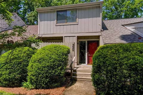 330 Lamplighter Cir, Winston Salem, NC 27104