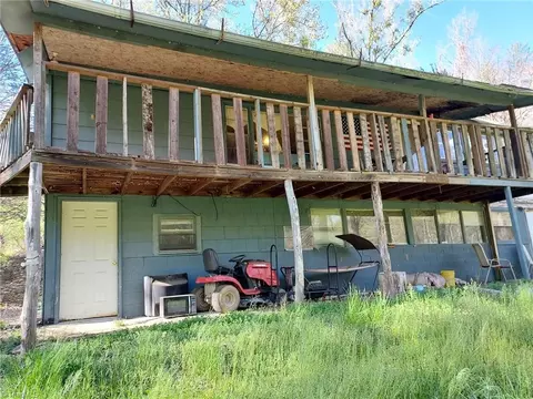 4453 Elk Creek Darby Rd, Ferguson, NC 28624