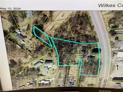 135 Sparta Rd, North Wilkesboro, NC 28659