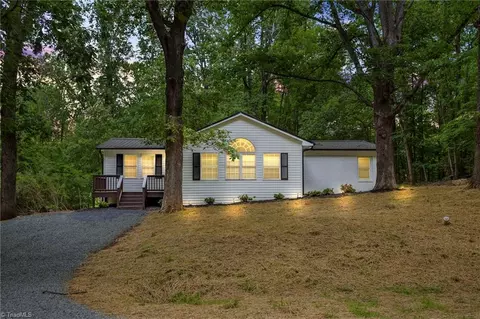 928 Bunting Rd, Asheboro, NC 27205