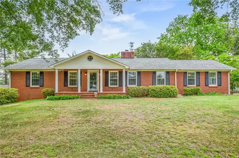 1915 Old Hollow Rd, Walkertown, NC 27051