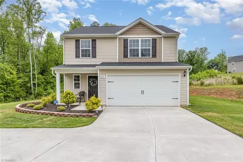 3711 Muddy Creek Ct, Winston Salem, NC 27107