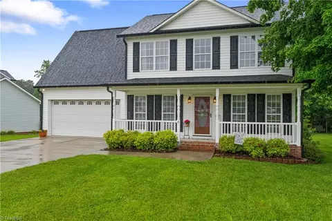 6 Eagle Dr, Thomasville, NC 27360 photo 6