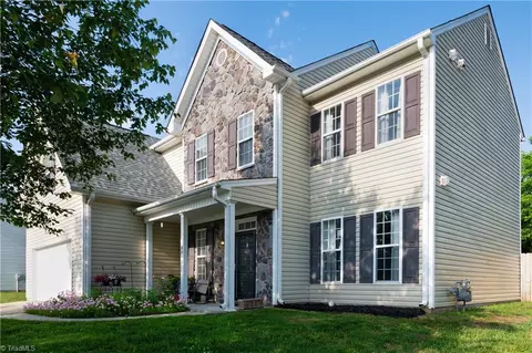 2710 Saw Buck Dr, Winston Salem, NC 27127