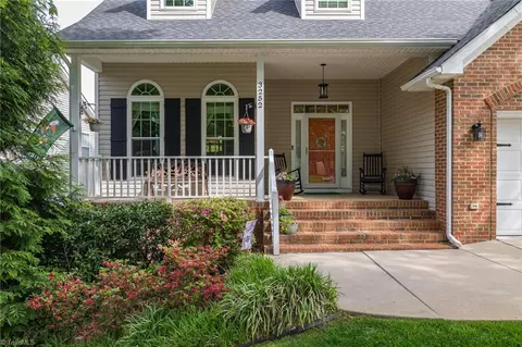 3252 Cheswick Dr, Greensboro, NC 27410