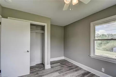 Bedroom - 1171 Mitchell Rd, Pilot Mountain, NC 27041 photo 2 of 4