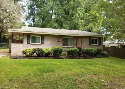 514 Spicewood Dr, Greensboro, NC 27405