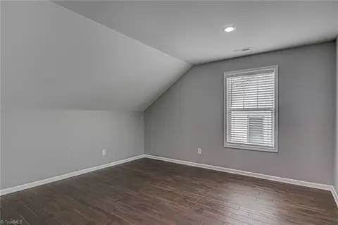 802 Carrick St, High Point, NC 27262 photo 25