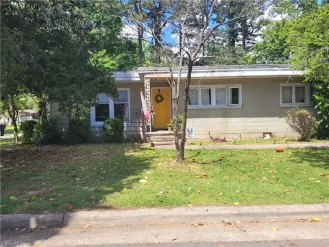 2220 Bradley St, Greensboro, NC 27406