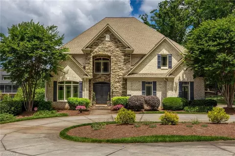 5475 Birmingham Ct, Winston Salem, NC 27106