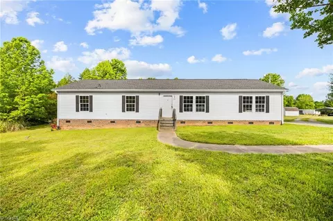6476 Nc Highway 62, Burlington, NC 27217