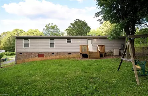 4257 Fairwood Dr, Trinity, NC 27370 photo 7