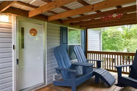 4257 Fairwood Dr, Trinity, NC 27370 photo 2