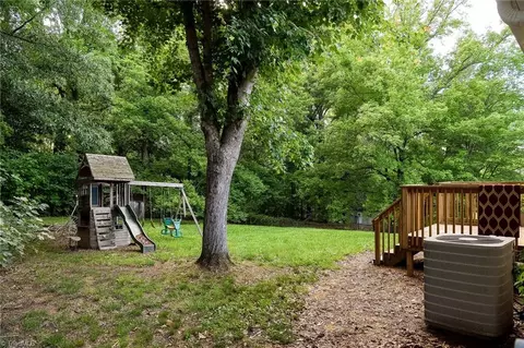 4257 Fairwood Dr, Trinity, NC 27370 photo 6
