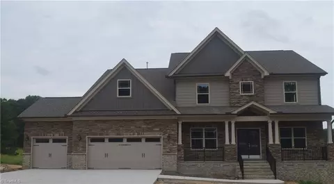 7878 Pine Forest Dr #33, Oak Ridge, NC 27310