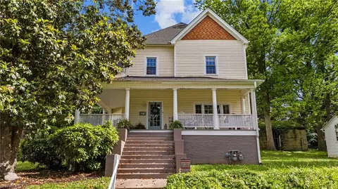 118 Gloria Ave, Winston Salem, NC 27127