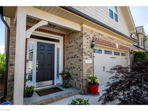 5134 Farm House Trl, Winston Salem, NC 27103