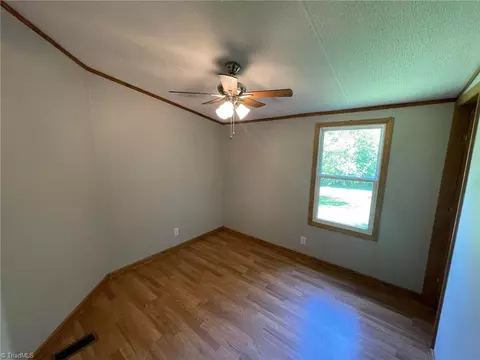 274 Maplebrook Dr, Elkin, NC 28621 photo 34