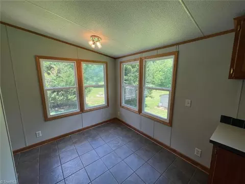 274 Maplebrook Dr, Elkin, NC 28621 photo 19