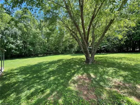 274 Maplebrook Dr, Elkin, NC 28621 photo 40