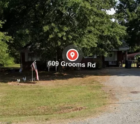 609 Grooms Rd, Reidsville, NC 27320