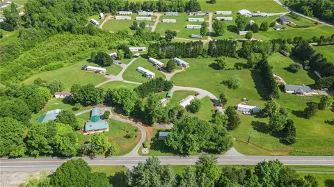 137 Justice Dr, North Wilkesboro, NC 28659