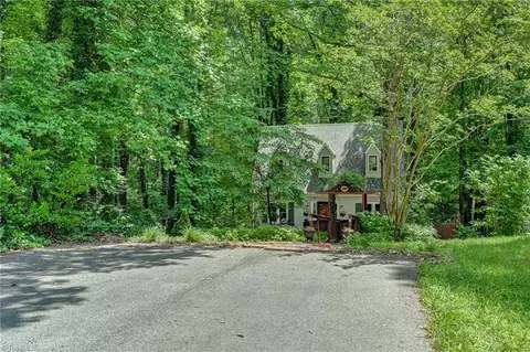 4325 Walnut Hollow Dr, Winston Salem, NC 27127
