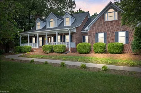 6115 Trotter Ridge Rd, Summerfield, NC 27358