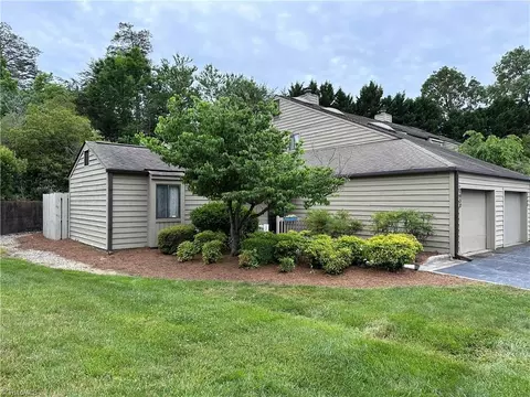 2450 Cypress Ct, High Point, NC 27265